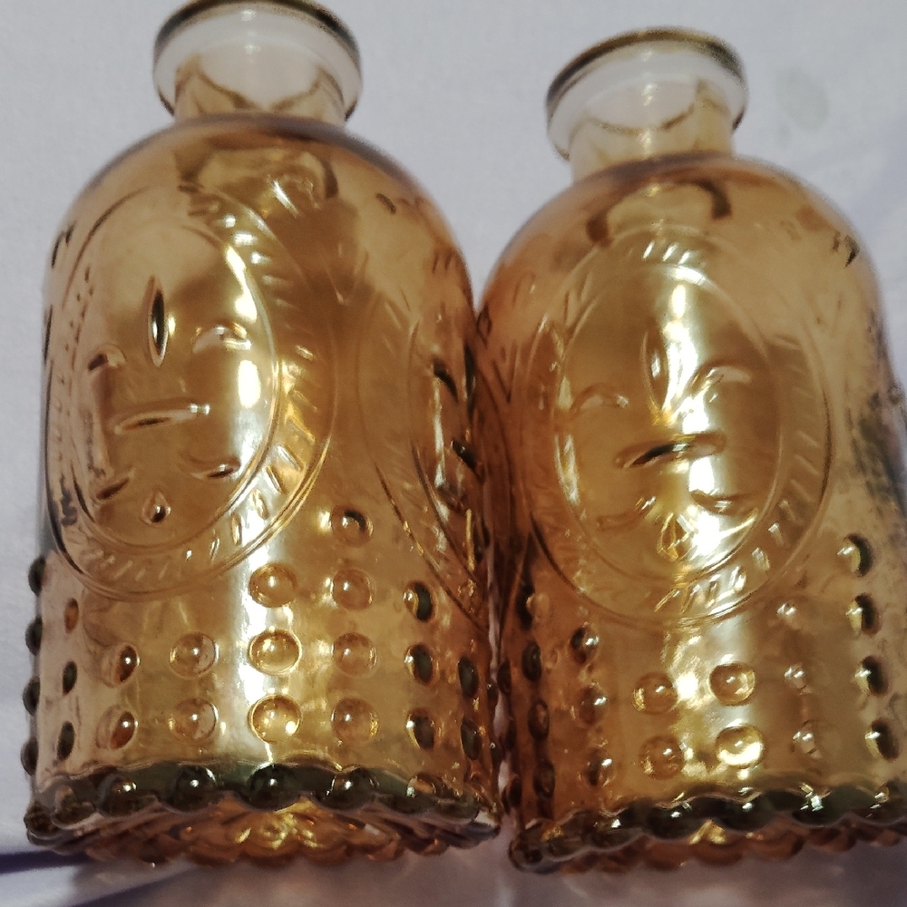 Vintage Style Amber Glass Vases - Picture 4 of 4